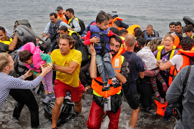 FUJIFILM Sonosite Donates Portable Ultrasound Systems to Refugee Rescue Organization FUJIFILM Sonosite Donates Portable Ultrasound Systems to Refugee Rescue Organization